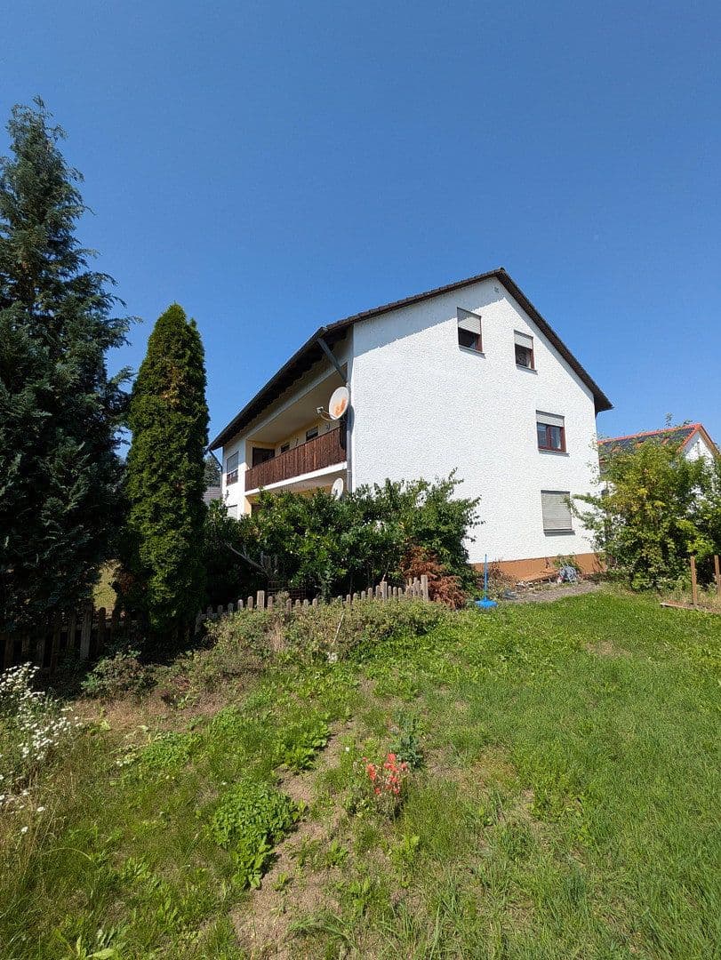 Prodej domu 339 m², pozemek 1.077 m², Schwanenstraße 3, Kelheim, Bavorsko Prodej domu 339 m², pozemek 1.077 m², Schwanenstraße 3, Kelheim, Bavorsko