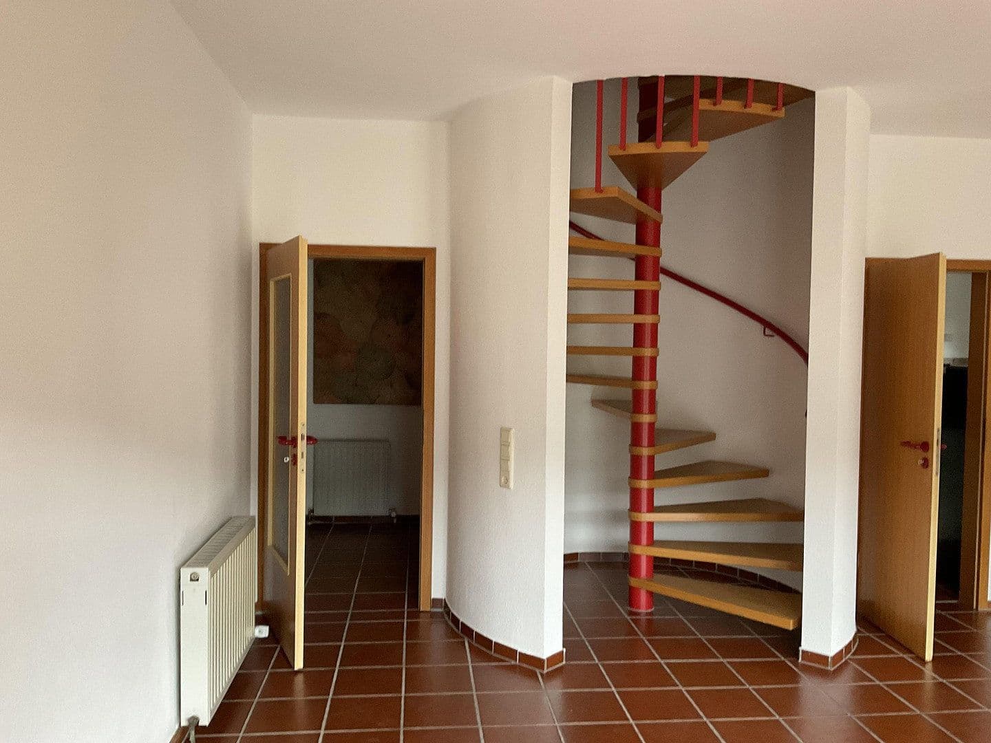 Pronájem bytu 2+1 75 m², Kaiserslautern, Porýní-Falc Pronájem bytu 2+1 75 m², Kaiserslautern, Porýní-Falc