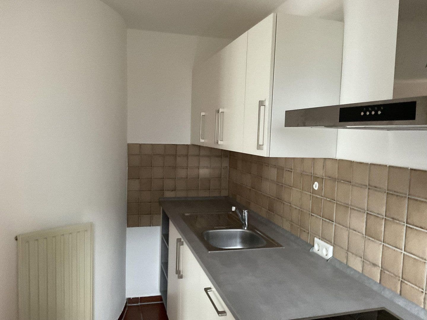 Pronájem bytu 2+1 75 m², Kaiserslautern, Porýní-Falc Pronájem bytu 2+1 75 m², Kaiserslautern, Porýní-Falc