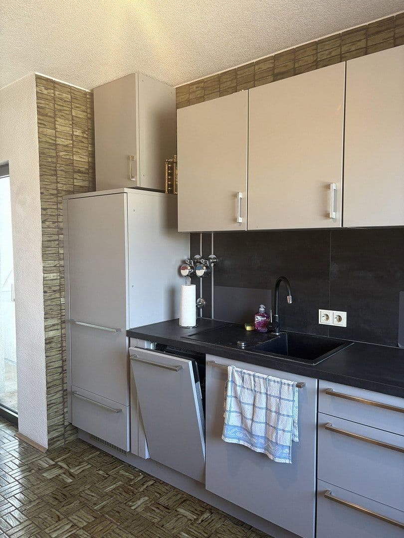 Pronájem bytu 3+kk 117 m², Hans-Sachs-Straße 1, Wesseling, Severní Porýní-Vestfálsko Pronájem bytu 3+kk 117 m², Hans-Sachs-Straße 1, Wesseling, Severní Porýní-Vestfálsko