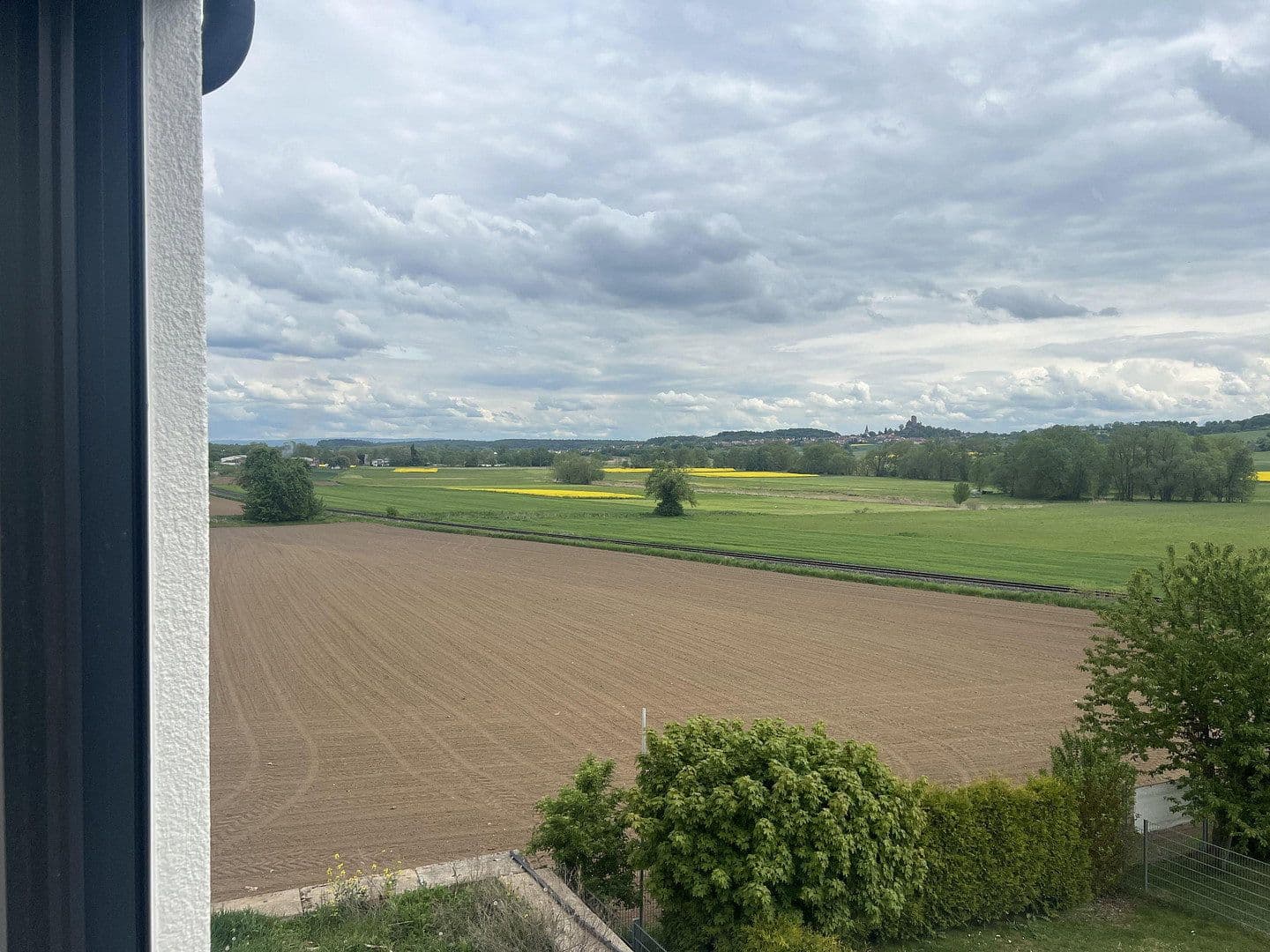 Pronájem kanceláře 110 m², Am Römerhof 16, Münzenberg, Hessen Pronájem kanceláře 110 m², Am Römerhof 16, Münzenberg, Hessen