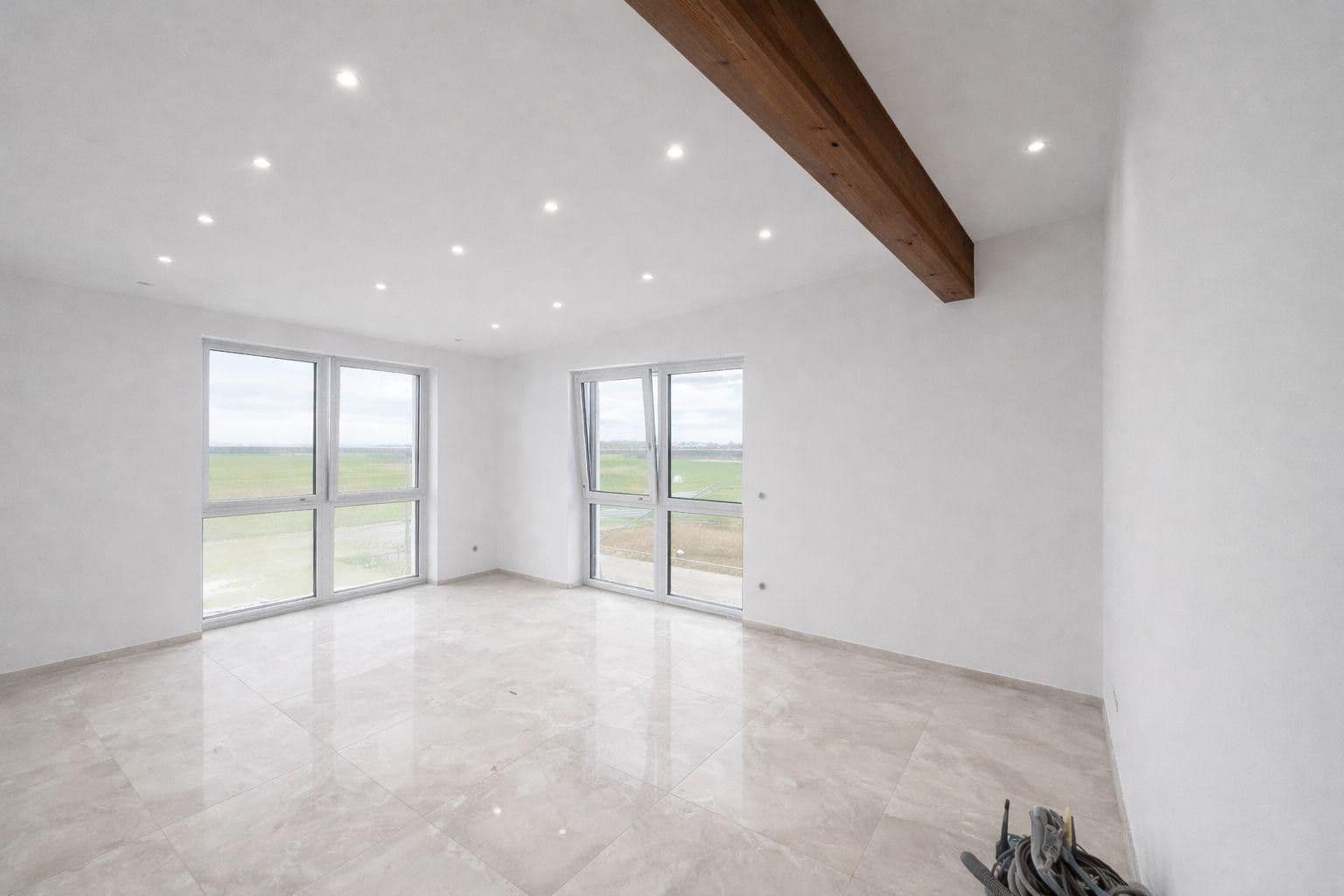Pronájem kanceláře 110 m², Am Römerhof 16, Münzenberg, Hessen Pronájem kanceláře 110 m², Am Römerhof 16, Münzenberg, Hessen