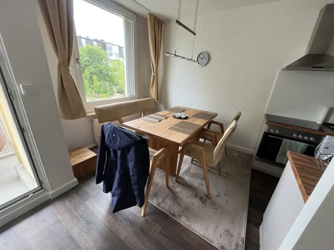Pronájem bytu 2+1 61 m², Berlin, Berlín Pronájem bytu 2+1 61 m², Berlin, Berlín