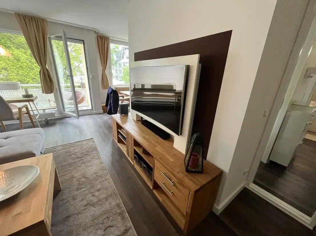 Pronájem bytu 2+1 61 m², Berlin, Berlín Pronájem bytu 2+1 61 m², Berlin, Berlín