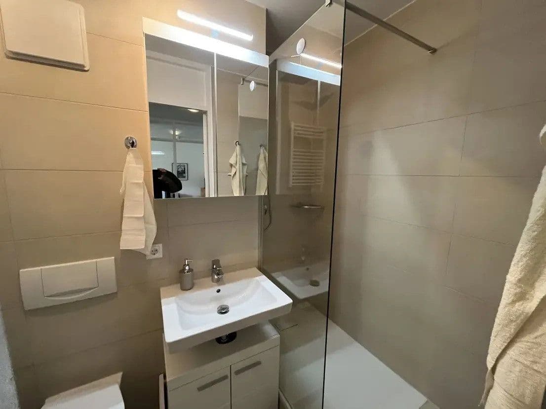 Pronájem bytu 2+1 61 m², Berlin, Berlín Pronájem bytu 2+1 61 m², Berlin, Berlín