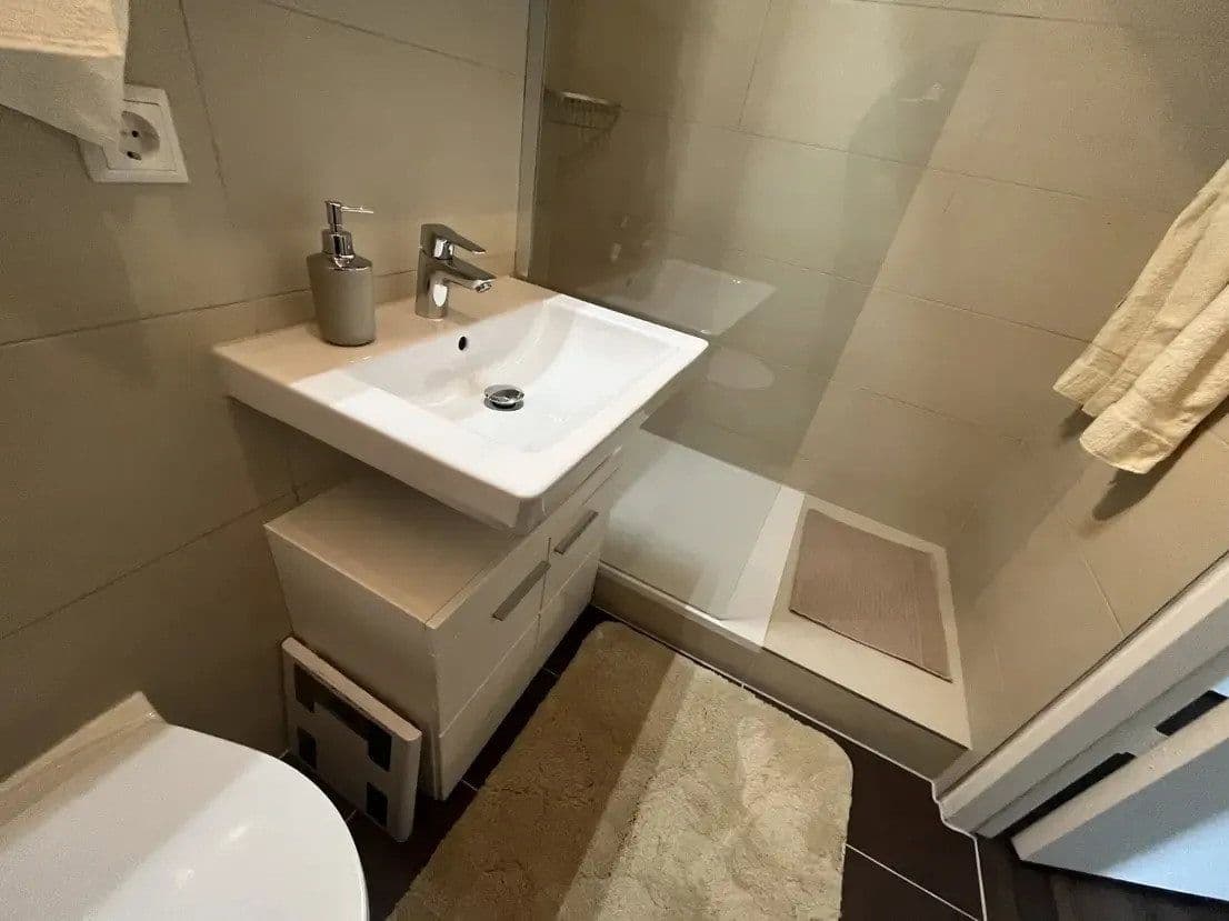 Pronájem bytu 2+1 61 m², Berlin, Berlín Pronájem bytu 2+1 61 m², Berlin, Berlín