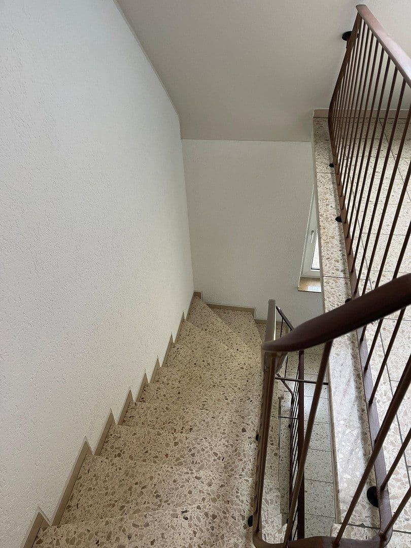 Prodej bytu 3+1 74 m², Arndtstr. 11, Schwelm, Severní Porýní-Vestfálsko Prodej bytu 3+1 74 m², Arndtstr. 11, Schwelm, Severní Porýní-Vestfálsko