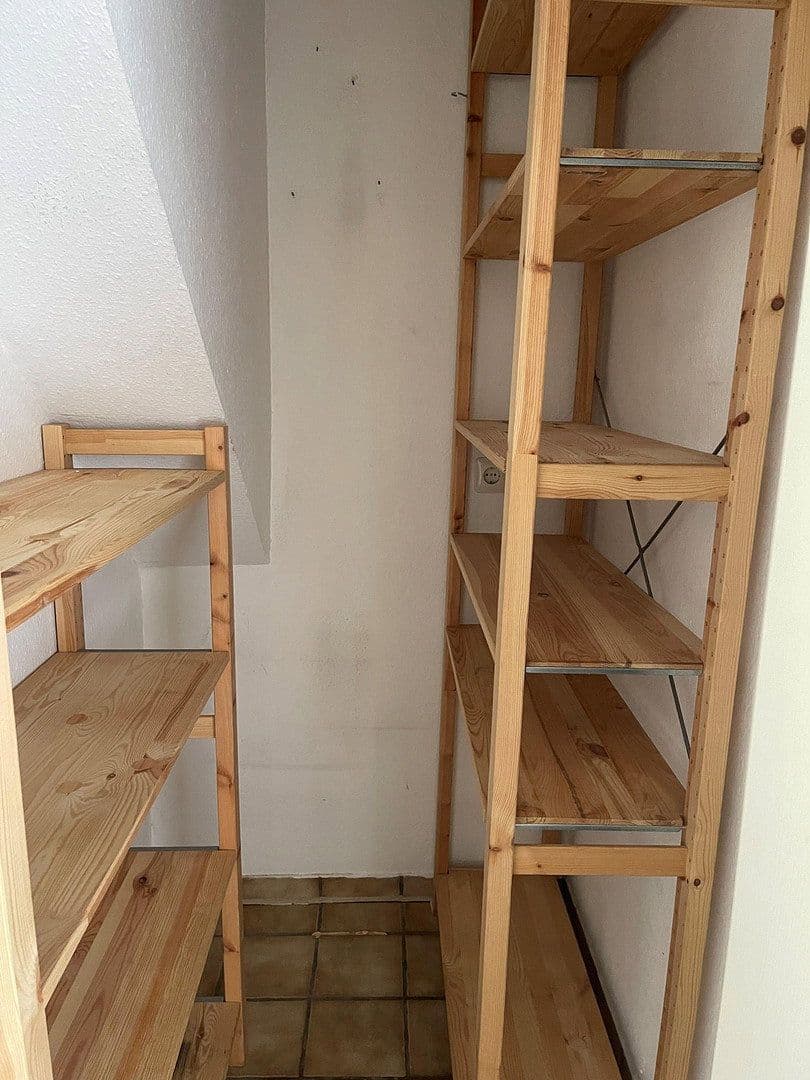 Prodej bytu 3+1 74 m², Arndtstr. 11, Schwelm, Severní Porýní-Vestfálsko Prodej bytu 3+1 74 m², Arndtstr. 11, Schwelm, Severní Porýní-Vestfálsko