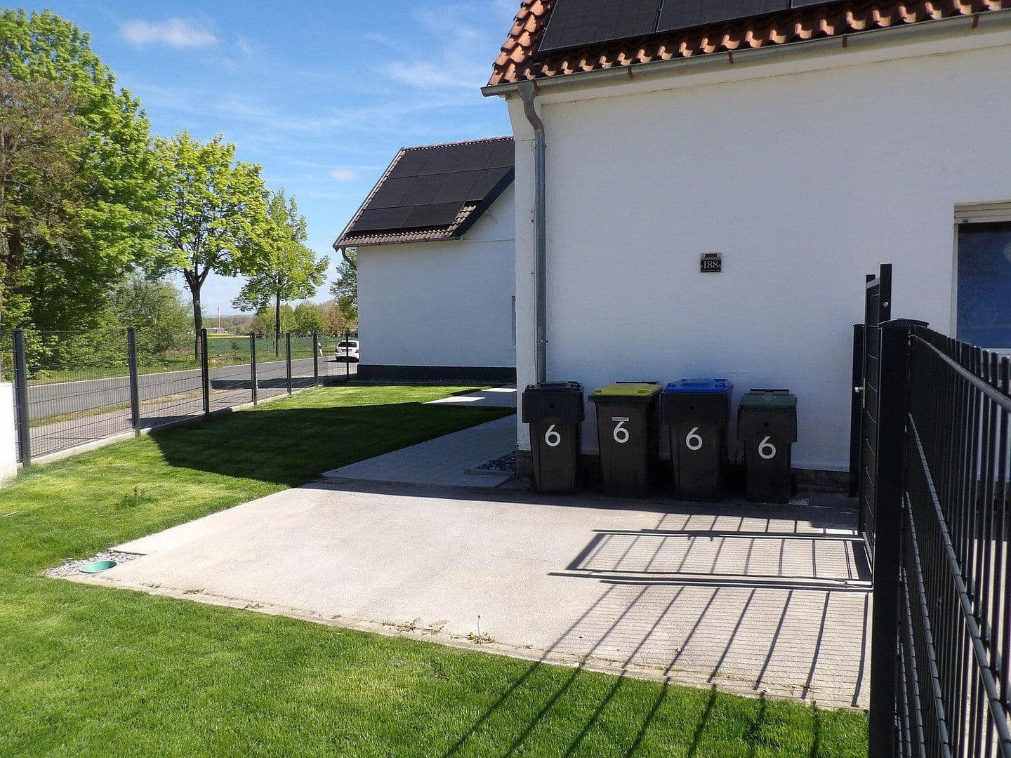 Pronájem bytu 3+1 125 m², Lage, Severní Porýní-Vestfálsko Pronájem bytu 3+1 125 m², Lage, Severní Porýní-Vestfálsko