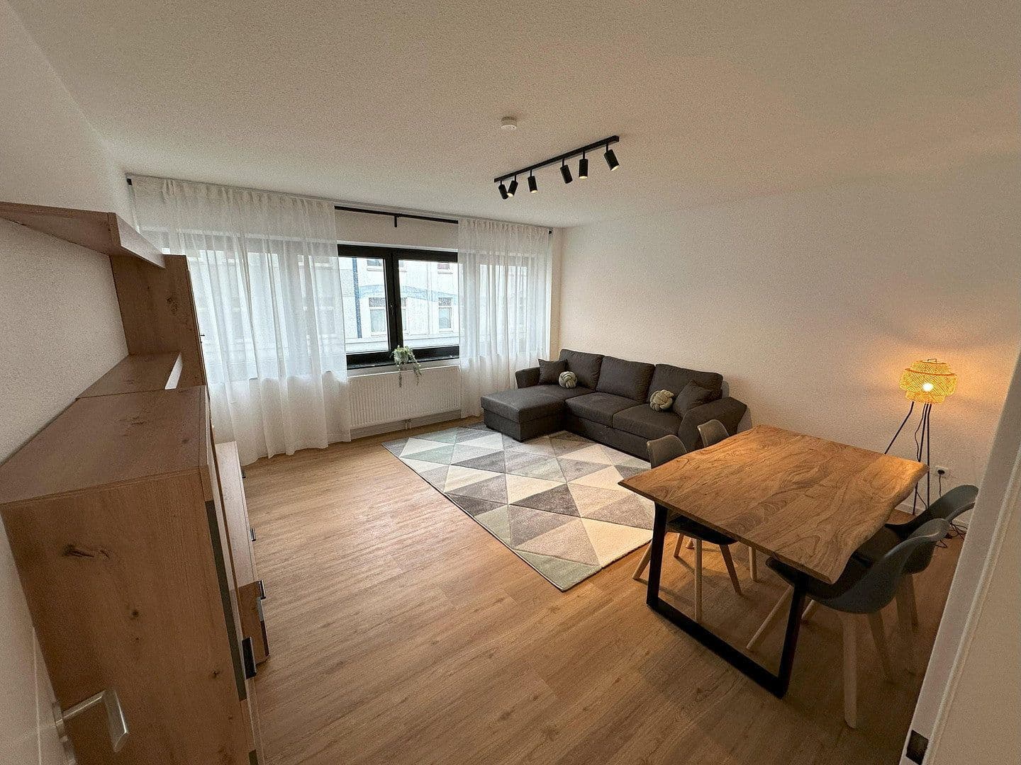 Pronájem bytu 2+1 60 m², Gökerstraße 87, Wilhelmshaven, Dolní Sasko Pronájem bytu 2+1 60 m², Gökerstraße 87, Wilhelmshaven, Dolní Sasko
