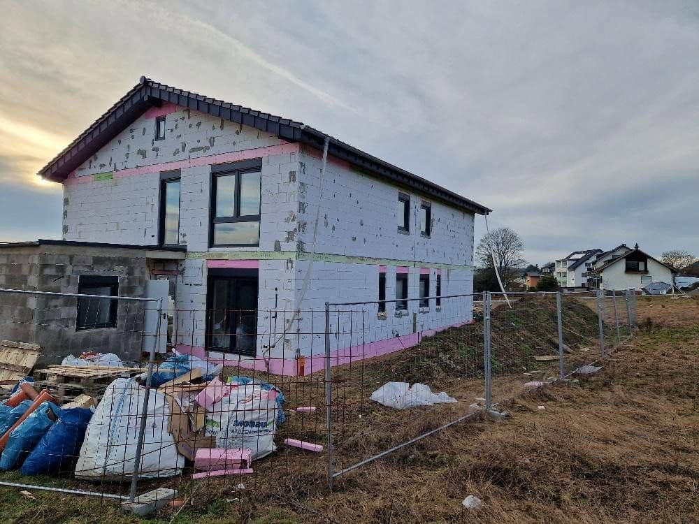 Pronájem domu 140 m², pozemek 200 m², Rotdornweg, Waldbröl, Severní Porýní-Vestfálsko Pronájem domu 140 m², pozemek 200 m², Rotdornweg, Waldbröl, Severní Porýní-Vestfálsko