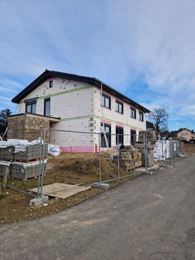 Pronájem domu 140 m², pozemek 200 m², Rotdornweg, Waldbröl, Severní Porýní-Vestfálsko Pronájem domu 140 m², pozemek 200 m², Rotdornweg, Waldbröl, Severní Porýní-Vestfálsko