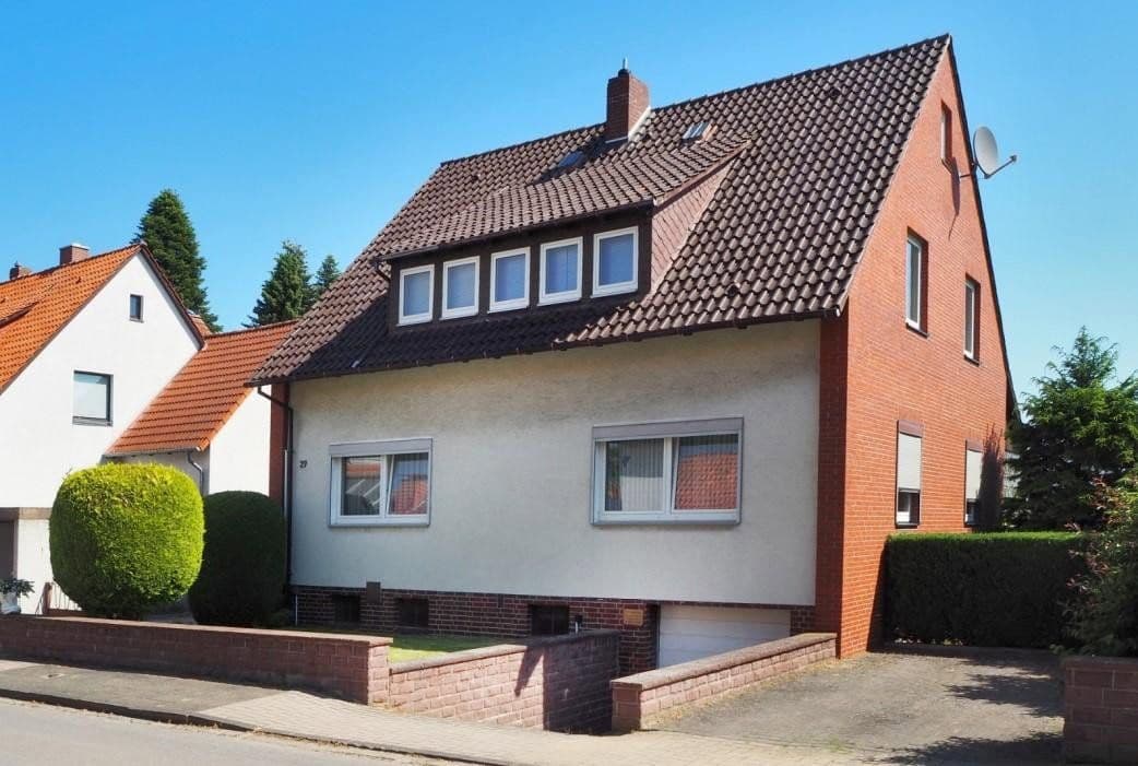 Prodej domu 145 m², pozemek 1.150 m², Tulpenstraße 29, Wennigsen (Deister), Dolní Sasko Prodej domu 145 m², pozemek 1.150 m², Tulpenstraße 29, Wennigsen (Deister), Dolní Sasko