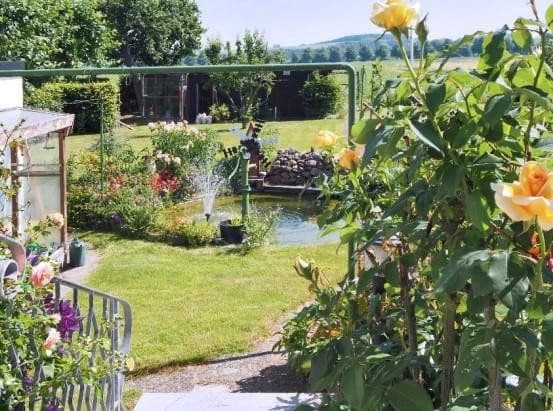 Prodej domu 145 m², pozemek 1.150 m², Tulpenstraße 29, Wennigsen (Deister), Dolní Sasko Prodej domu 145 m², pozemek 1.150 m², Tulpenstraße 29, Wennigsen (Deister), Dolní Sasko