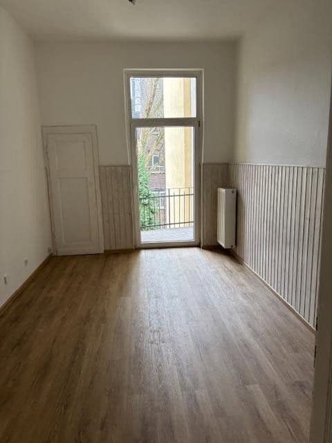 Pronájem bytu 4+1 104 m², Hagen, Severní Porýní-Vestfálsko Pronájem bytu 4+1 104 m², Hagen, Severní Porýní-Vestfálsko