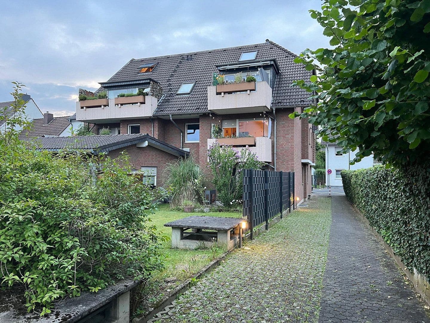Pronájem bytu 2+1 57 m², Brückenstraße 8a, Troisdorf, Severní Porýní-Vestfálsko Pronájem bytu 2+1 57 m², Brückenstraße 8a, Troisdorf, Severní Porýní-Vestfálsko
