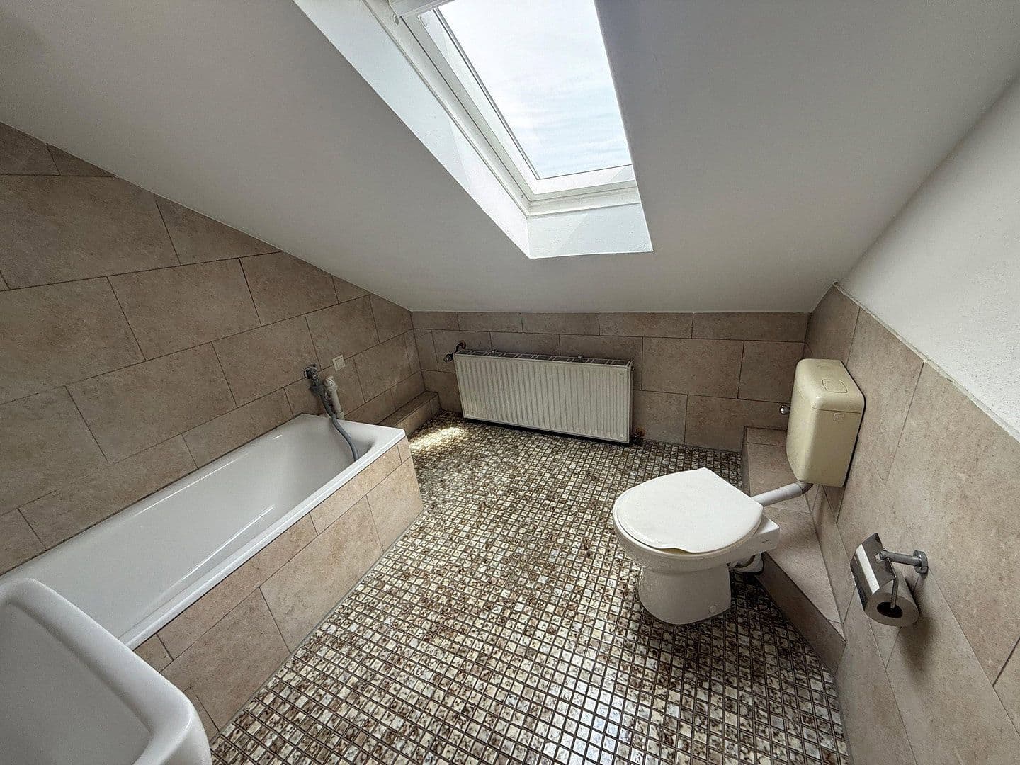 Pronájem bytu 2+1 68 m², Karlsruhe, Bádensko-Württembersko Pronájem bytu 2+1 68 m², Karlsruhe, Bádensko-Württembersko