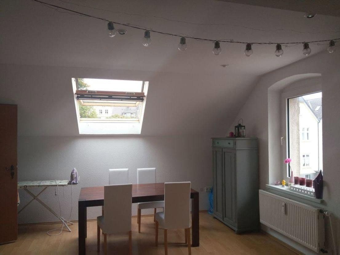 Pronájem bytu 2+kk 80 m², Bochum, Severní Porýní-Vestfálsko Pronájem bytu 2+kk 80 m², Bochum, Severní Porýní-Vestfálsko