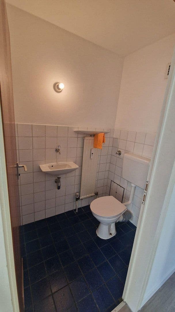 Pronájem bytu 3+1 75 m², Fürther Straße 3, Zirndorf, Bavorsko Pronájem bytu 3+1 75 m², Fürther Straße 3, Zirndorf, Bavorsko
