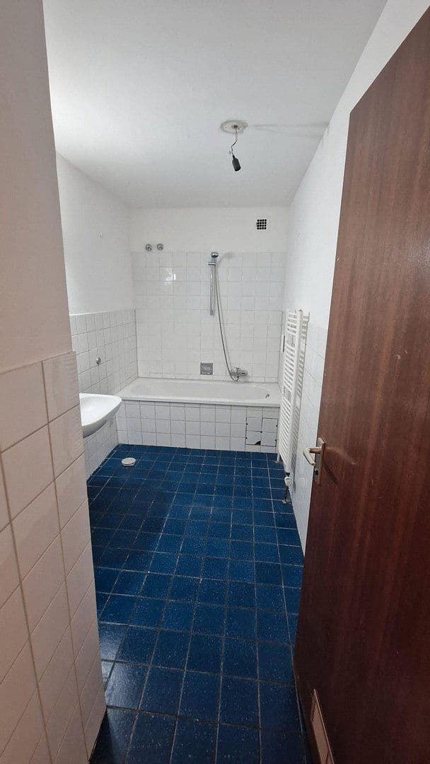 Pronájem bytu 3+1 75 m², Fürther Straße 3, Zirndorf, Bavorsko Pronájem bytu 3+1 75 m², Fürther Straße 3, Zirndorf, Bavorsko