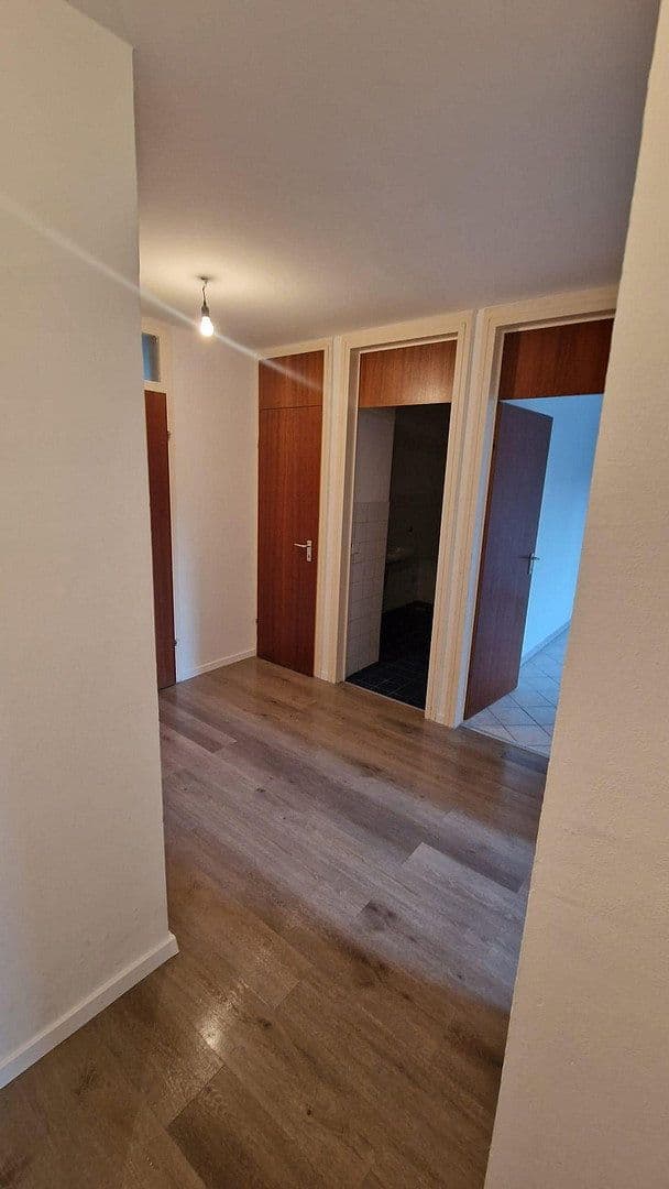 Pronájem bytu 3+1 75 m², Fürther Straße 3, Zirndorf, Bavorsko Pronájem bytu 3+1 75 m², Fürther Straße 3, Zirndorf, Bavorsko