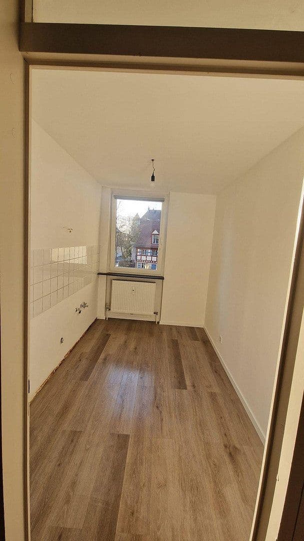 Pronájem bytu 3+1 75 m², Fürther Straße 3, Zirndorf, Bavorsko Pronájem bytu 3+1 75 m², Fürther Straße 3, Zirndorf, Bavorsko