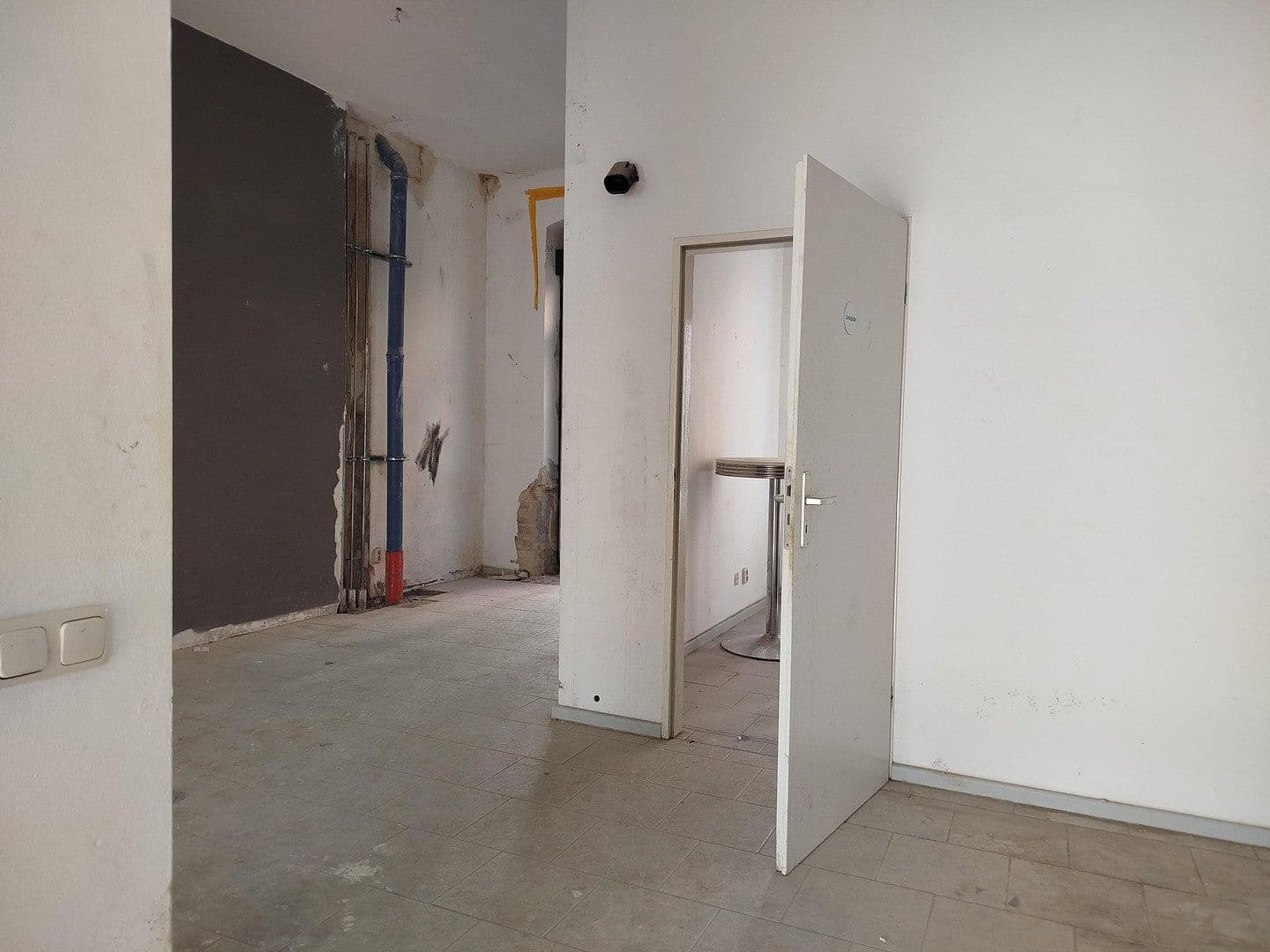 Pronájem nebytového prostoru 57 m², Edisonsstr. 58, Berlin, Berlín Pronájem nebytového prostoru 57 m², Edisonsstr. 58, Berlin, Berlín