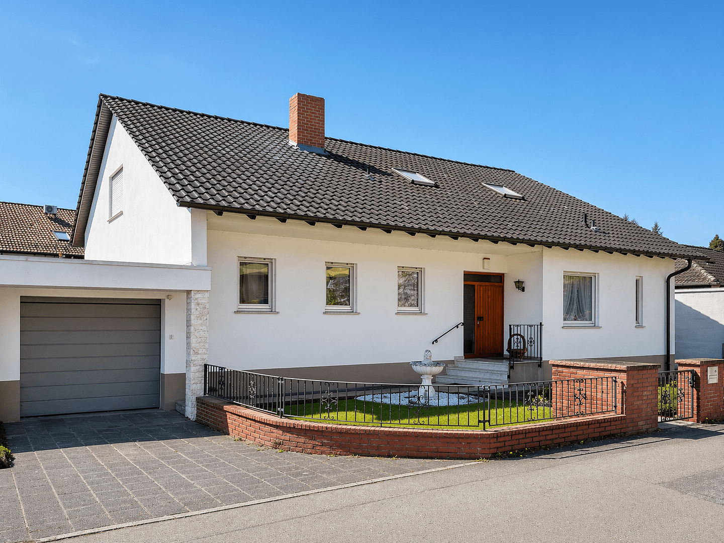 Prodej domu 213 m², pozemek 657 m², Speyer, Porýní-Falc Prodej domu 213 m², pozemek 657 m², Speyer, Porýní-Falc