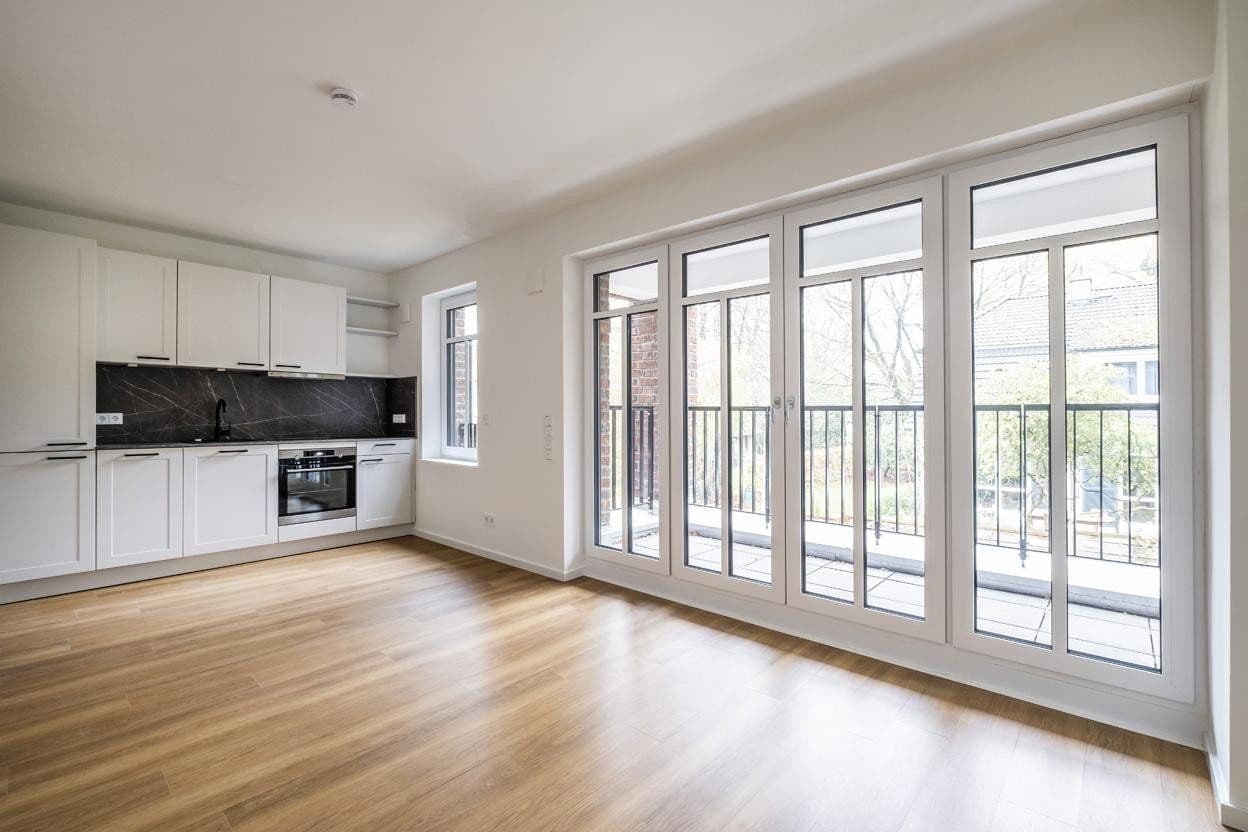 Pronájem bytu 2+1 43 m², Rissener Landstraße 42, Hamburg, Hamburg Pronájem bytu 2+1 43 m², Rissener Landstraße 42, Hamburg, Hamburg