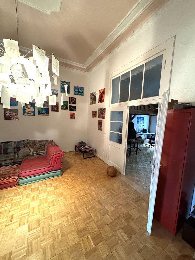 Prodej domu 325 m², pozemek 526 m², Uerdinger Str. 341, Krefld-Bockum, Severní Porýní-Vestfálsko Prodej domu 325 m², pozemek 526 m², Uerdinger Str. 341, Krefld-Bockum, Severní Porýní-Vestfálsko