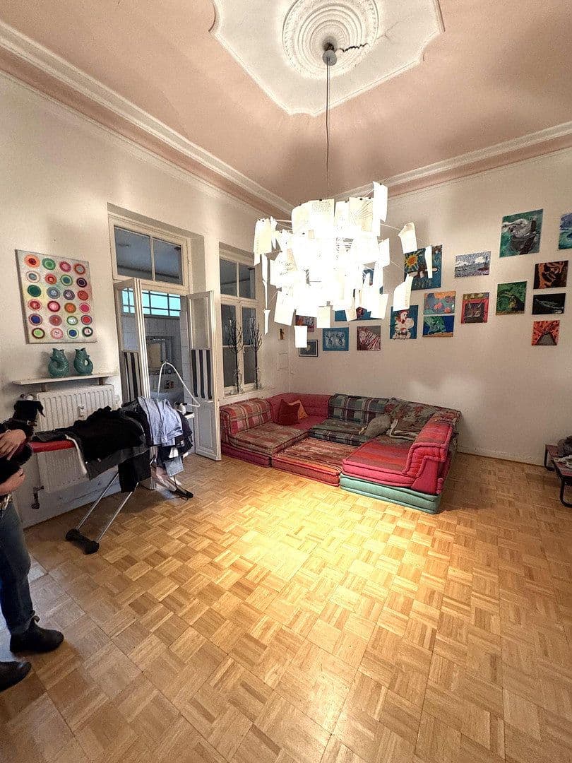 Prodej domu 325 m², pozemek 526 m², Uerdinger Str. 341, Krefld-Bockum, Severní Porýní-Vestfálsko Prodej domu 325 m², pozemek 526 m², Uerdinger Str. 341, Krefld-Bockum, Severní Porýní-Vestfálsko
