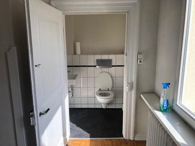 Prodej domu 325 m², pozemek 526 m², Uerdinger Str. 341, Krefld-Bockum, Severní Porýní-Vestfálsko Prodej domu 325 m², pozemek 526 m², Uerdinger Str. 341, Krefld-Bockum, Severní Porýní-Vestfálsko
