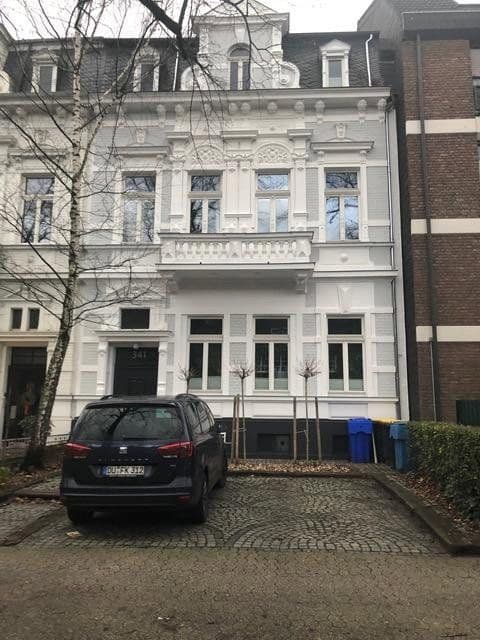 Prodej domu 325 m², pozemek 526 m², Uerdinger Str. 341, Krefld-Bockum, Severní Porýní-Vestfálsko Prodej domu 325 m², pozemek 526 m², Uerdinger Str. 341, Krefld-Bockum, Severní Porýní-Vestfálsko