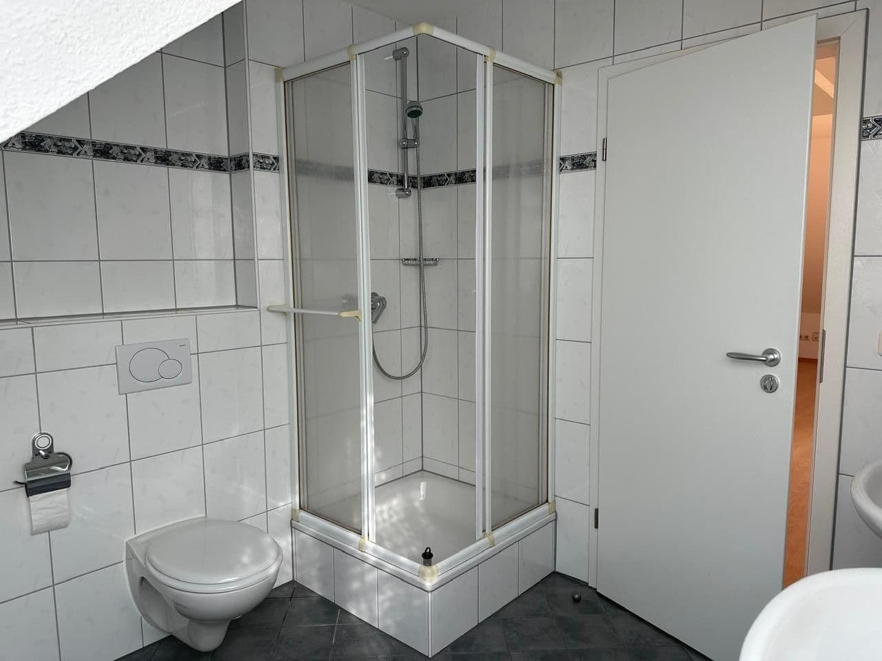 Prodej domu 161 m², pozemek 323 m², Eschborn, Hessen Prodej domu 161 m², pozemek 323 m², Eschborn, Hessen