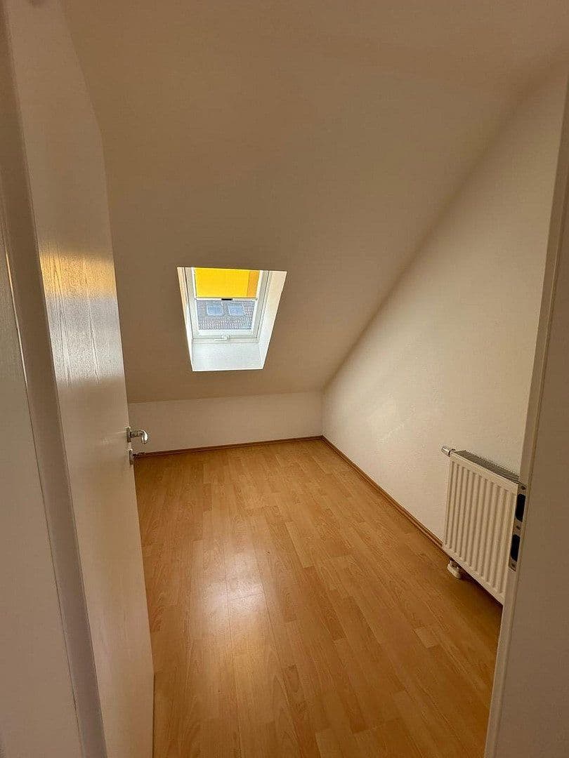 Prodej domu 161 m², pozemek 323 m², Eschborn, Hessen Prodej domu 161 m², pozemek 323 m², Eschborn, Hessen
