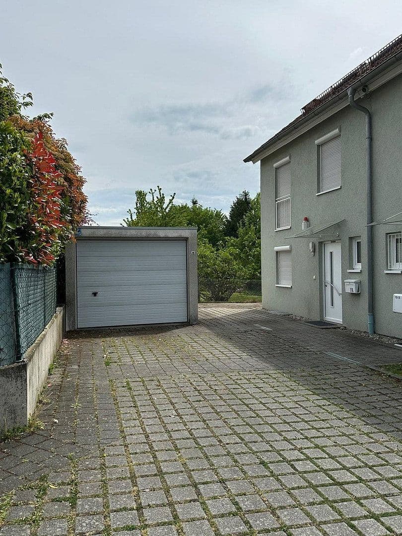 Prodej domu 161 m², pozemek 323 m², Eschborn, Hessen Prodej domu 161 m², pozemek 323 m², Eschborn, Hessen