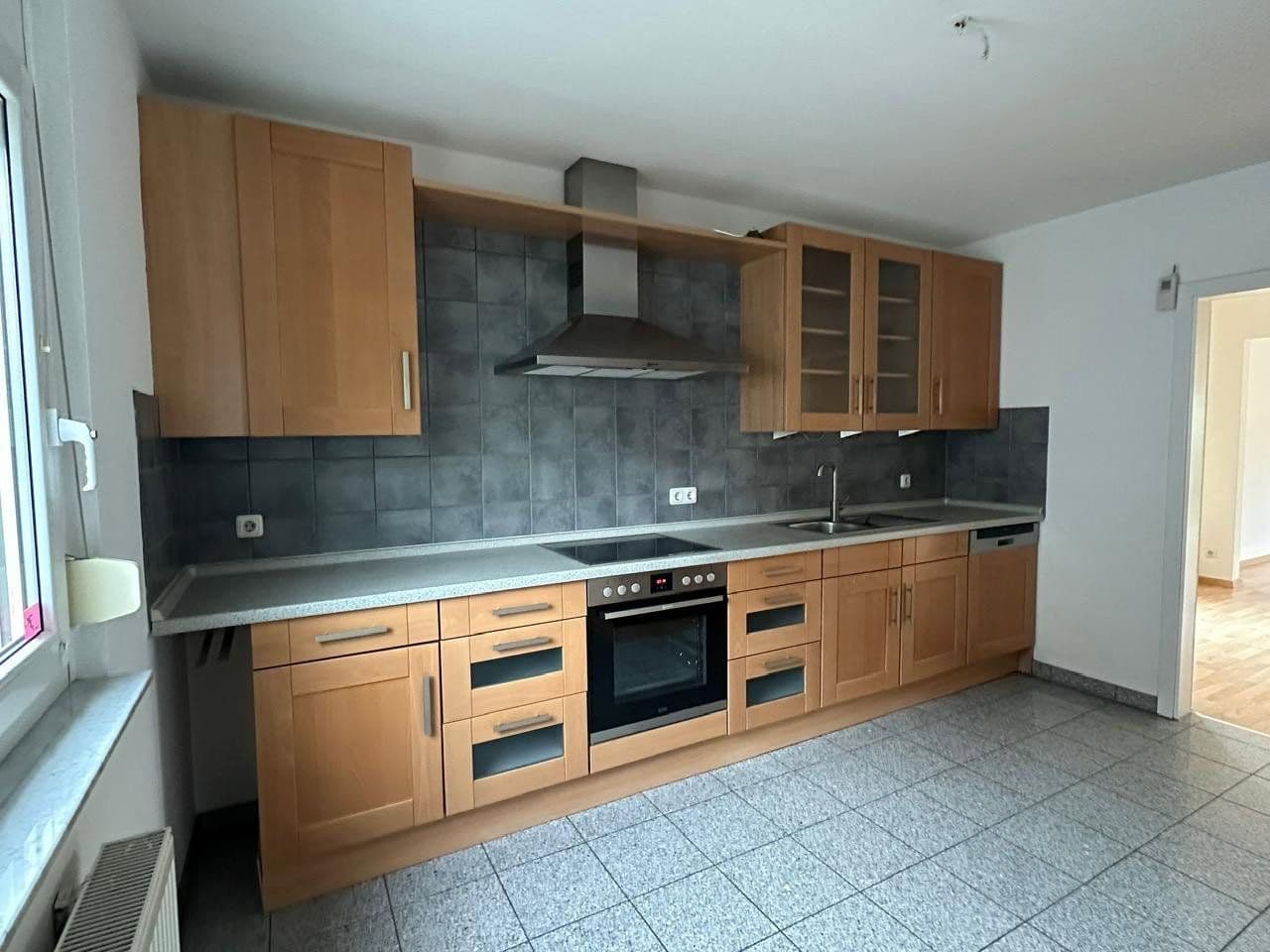 Prodej domu 161 m², pozemek 323 m², Eschborn, Hessen Prodej domu 161 m², pozemek 323 m², Eschborn, Hessen