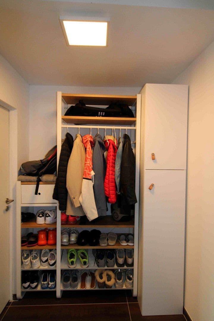Prodej domu 205 m², pozemek 333 m², Warth 10a, Overath, Severní Porýní-Vestfálsko Prodej domu 205 m², pozemek 333 m², Warth 10a, Overath, Severní Porýní-Vestfálsko