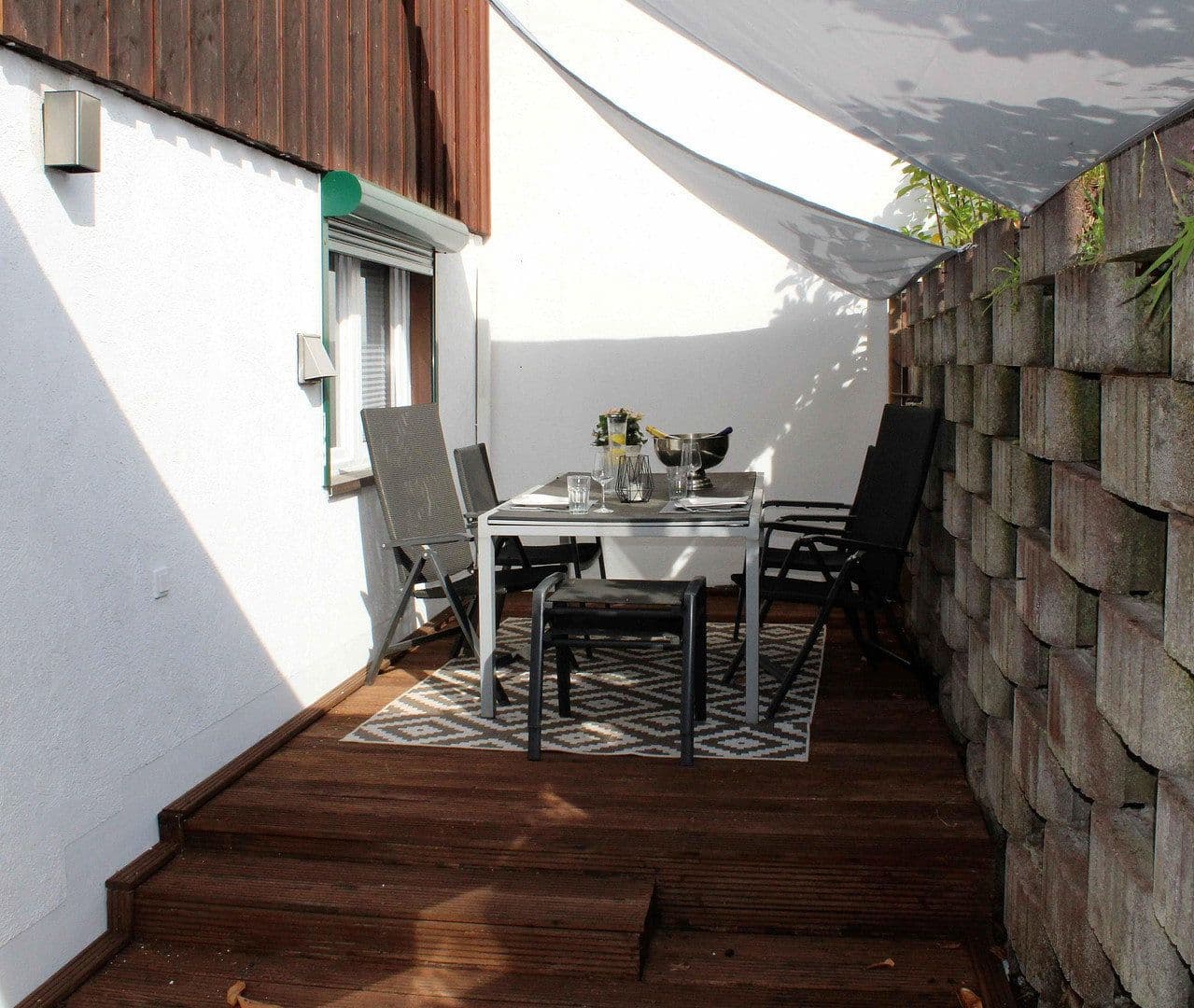 Prodej domu 205 m², pozemek 333 m², Warth 10a, Overath, Severní Porýní-Vestfálsko Prodej domu 205 m², pozemek 333 m², Warth 10a, Overath, Severní Porýní-Vestfálsko