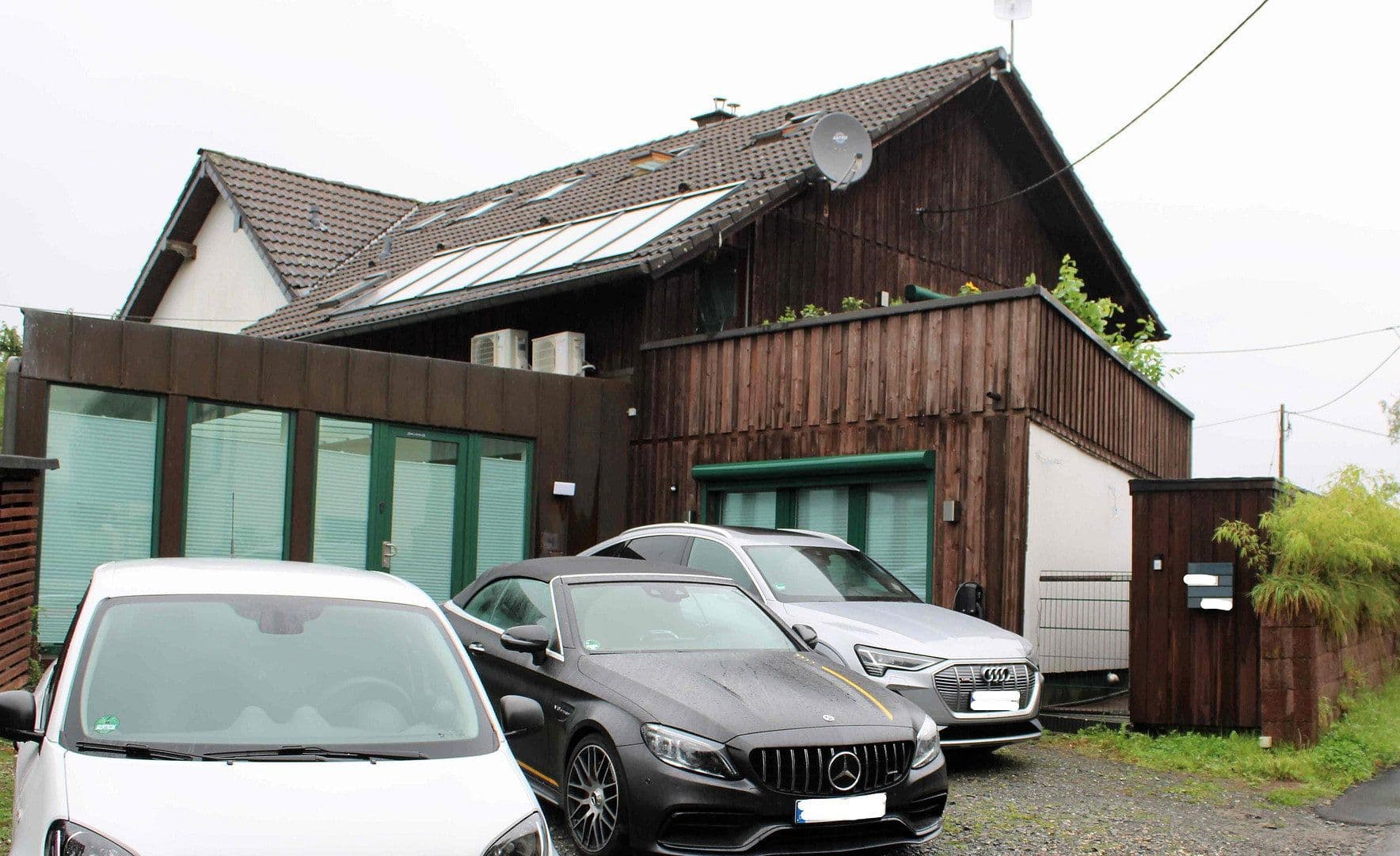 Prodej domu 205 m², pozemek 333 m², Warth 10a, Overath, Severní Porýní-Vestfálsko Prodej domu 205 m², pozemek 333 m², Warth 10a, Overath, Severní Porýní-Vestfálsko