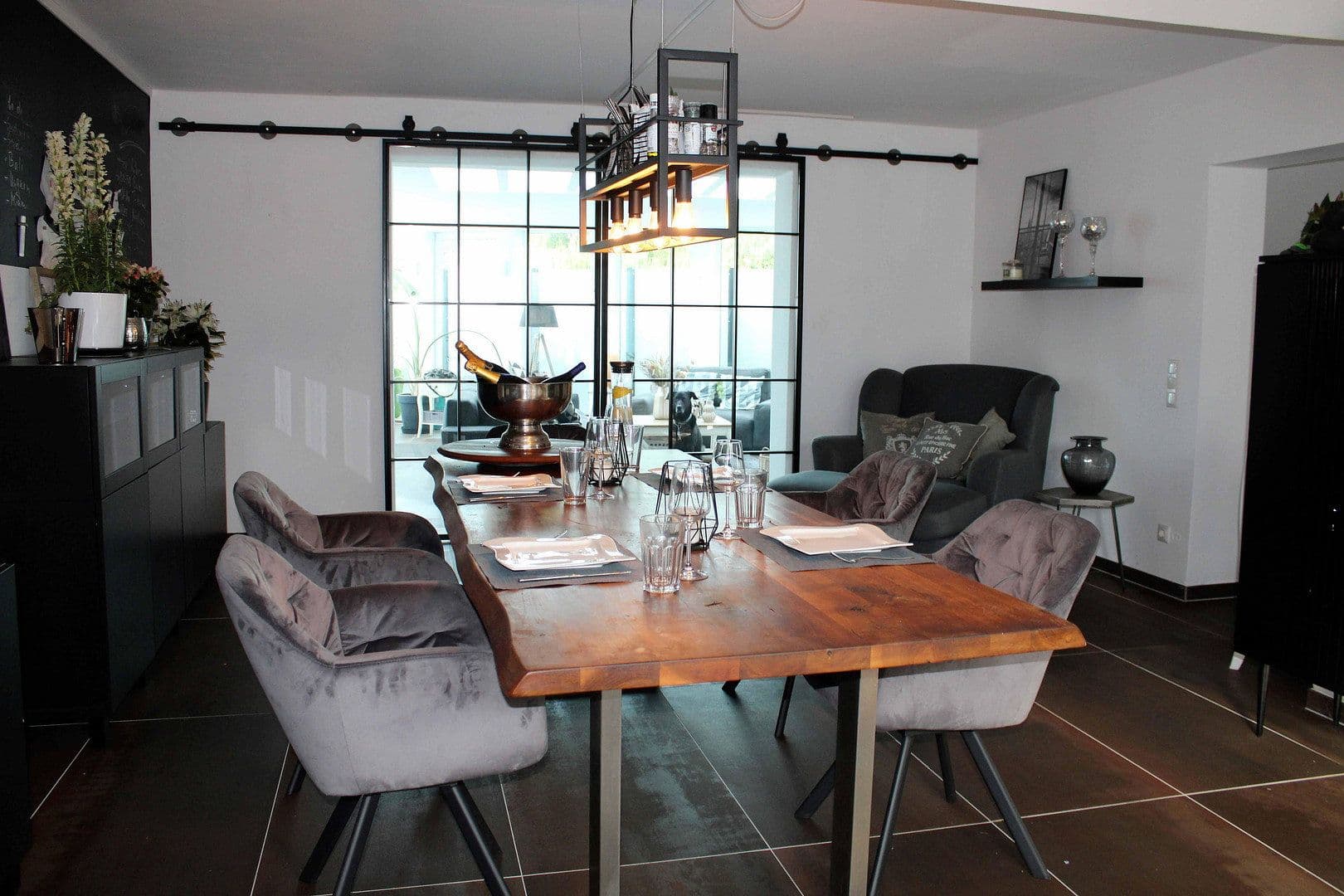 Prodej domu 205 m², pozemek 333 m², Warth 10a, Overath, Severní Porýní-Vestfálsko Prodej domu 205 m², pozemek 333 m², Warth 10a, Overath, Severní Porýní-Vestfálsko