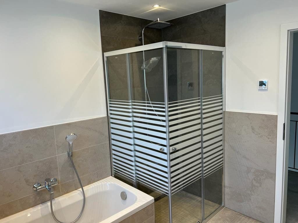 Pronájem domu 230 m², pozemek 300 m², Neuberg, Hessen Pronájem domu 230 m², pozemek 300 m², Neuberg, Hessen