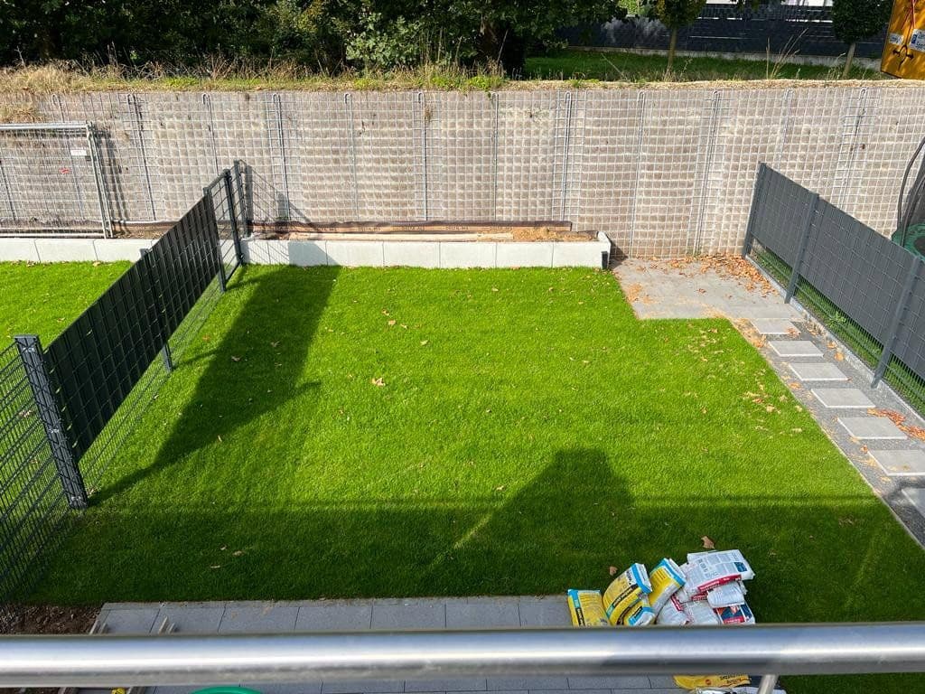 Pronájem domu 230 m², pozemek 300 m², Neuberg, Hessen Pronájem domu 230 m², pozemek 300 m², Neuberg, Hessen