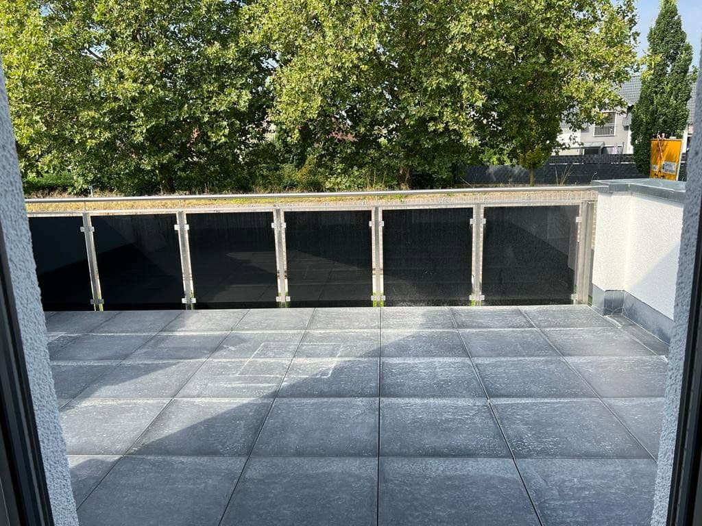 Pronájem domu 230 m², pozemek 300 m², Neuberg, Hessen Pronájem domu 230 m², pozemek 300 m², Neuberg, Hessen