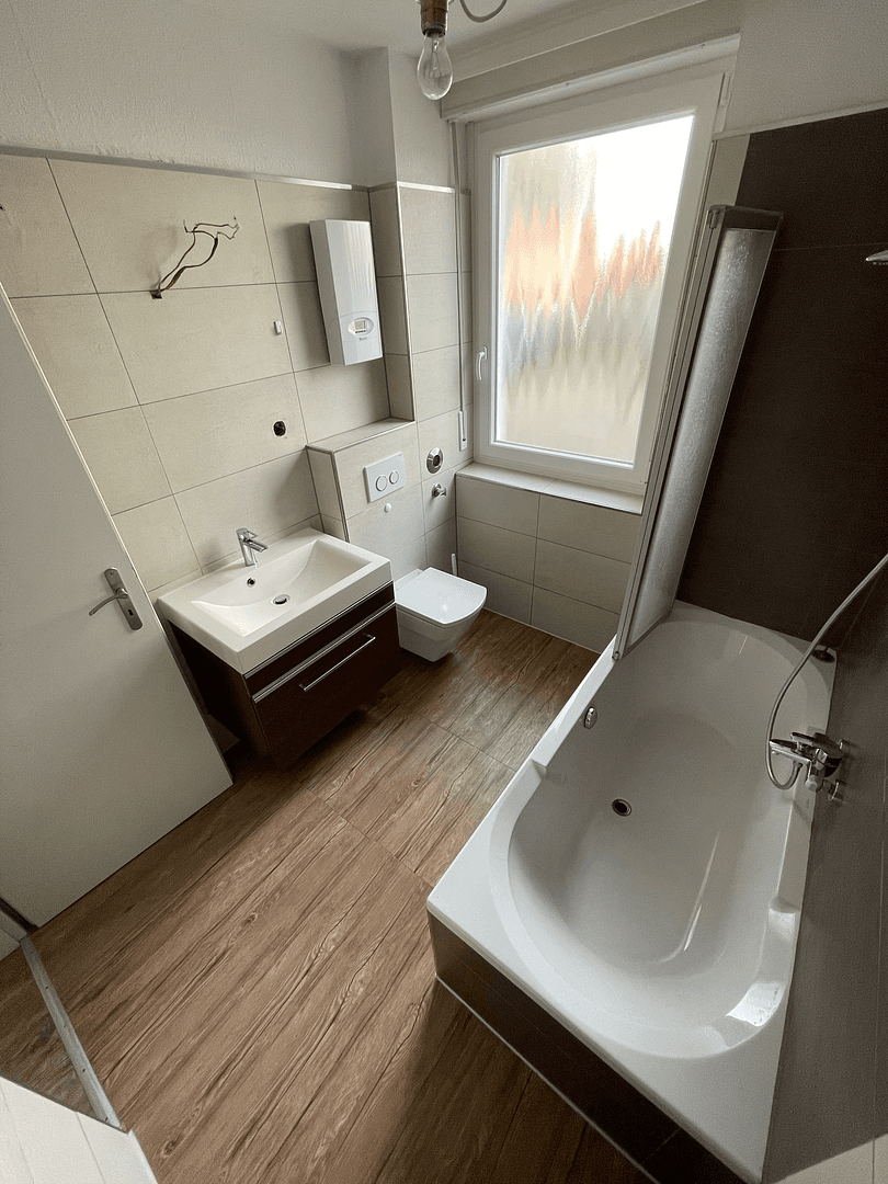 Pronájem bytu 3+1 70 m², Hagener Str. 141, Schwerte, Severní Porýní-Vestfálsko Pronájem bytu 3+1 70 m², Hagener Str. 141, Schwerte, Severní Porýní-Vestfálsko