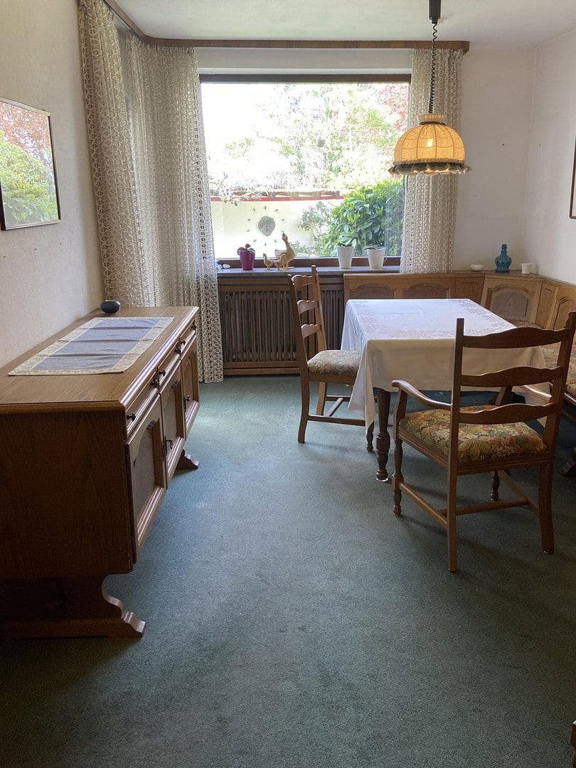 Prodej domu 123 m², pozemek 260 m², Leinfelden-Echterdingen, Bádensko-Württembersko Prodej domu 123 m², pozemek 260 m², Leinfelden-Echterdingen, Bádensko-Württembersko