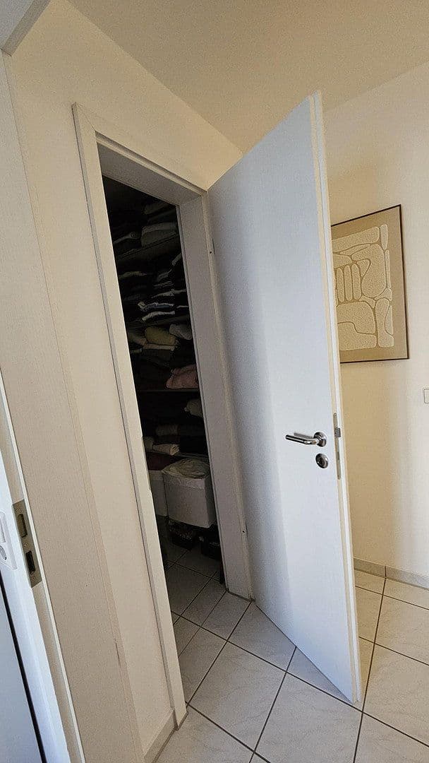 Pronájem bytu 3+1 83 m², Türkenstrasse 29c, München, Bavorsko Pronájem bytu 3+1 83 m², Türkenstrasse 29c, München, Bavorsko