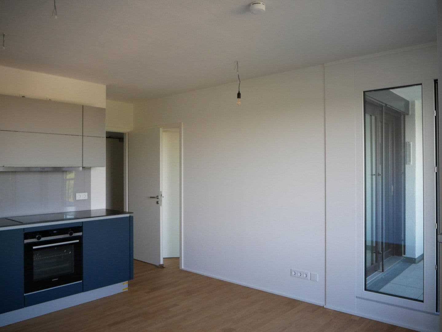 Pronájem bytu 2+1 43 m², Angela-Molitoris-Platz 13, München, Bavorsko Pronájem bytu 2+1 43 m², Angela-Molitoris-Platz 13, München, Bavorsko