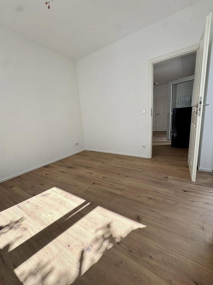 Pronájem bytu 2+1 33 m², Birkenstraße 147, Düsseldorf, Severní Porýní-Vestfálsko Pronájem bytu 2+1 33 m², Birkenstraße 147, Düsseldorf, Severní Porýní-Vestfálsko