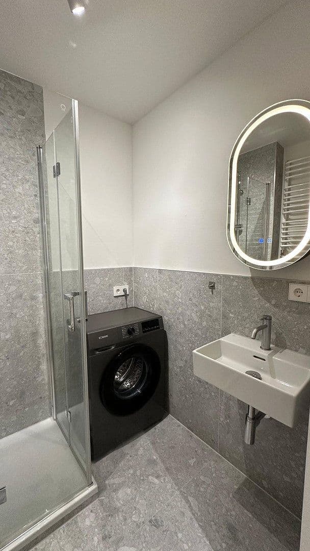 Prodej bytu 2+1 44 m², Stuttgart, Bádensko-Württembersko Prodej bytu 2+1 44 m², Stuttgart, Bádensko-Württembersko